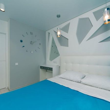 2 Bedroom Lux Orange Apart Center Kiev المظهر الخارجي الصورة